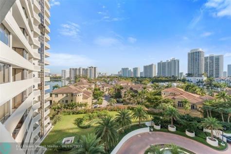 1000 E Island Boulevard Aventura FL 33160