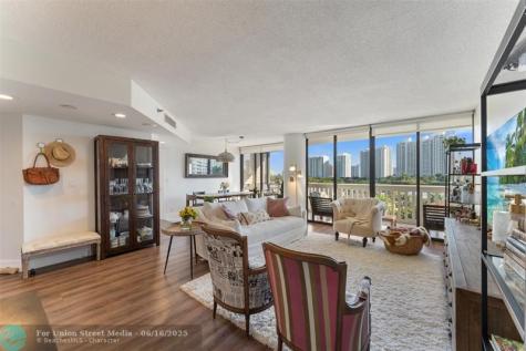 1000 E Island Boulevard Aventura FL 33160