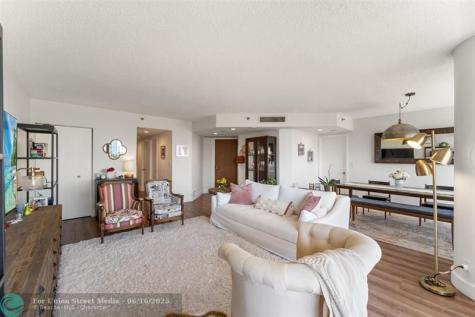 1000 E Island Boulevard Aventura FL 33160