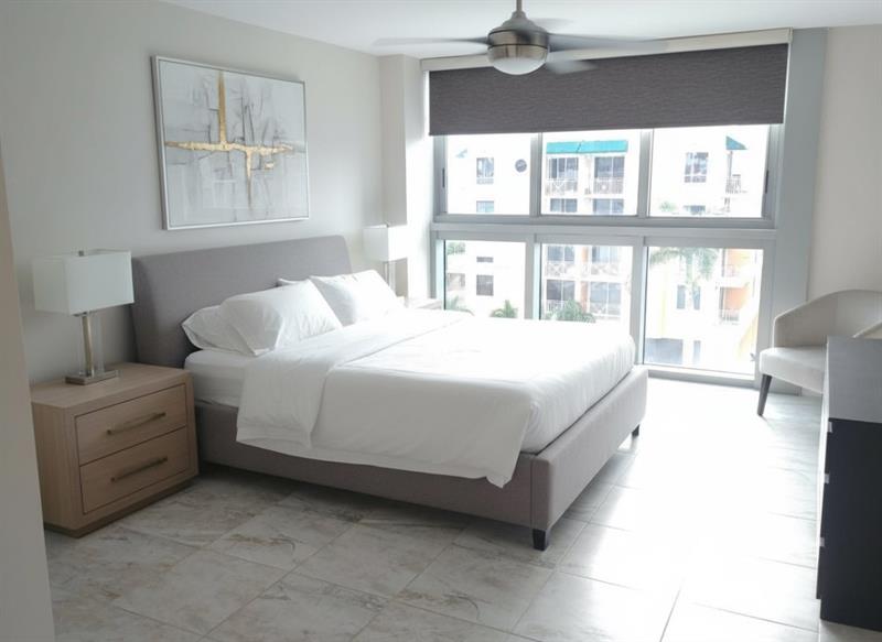 2655 Collins Avenue Miami Beach FL 33140