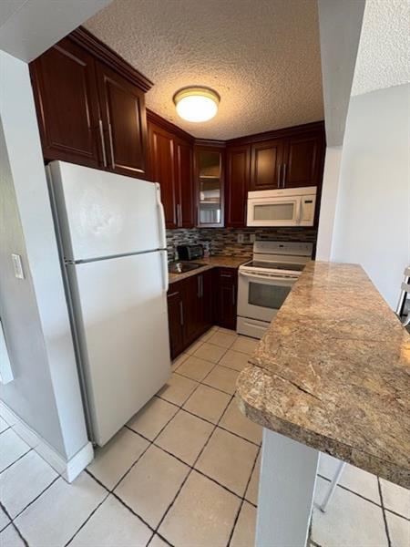 365 NE 125th Street North Miami FL 33161