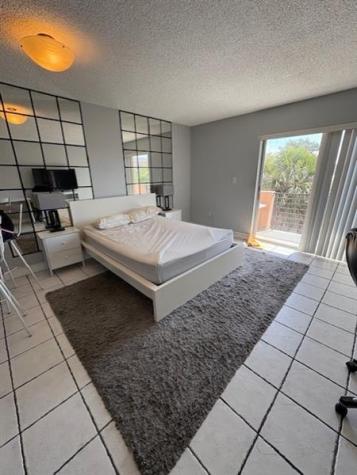 365 NE 125th Street North Miami FL 33161