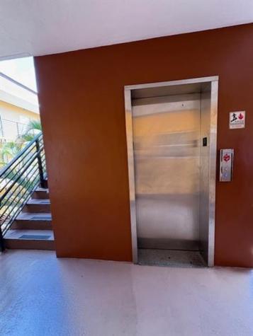 365 NE 125th Street North Miami FL 33161