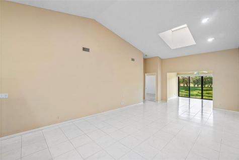 8151 Springlake Drive Boca Raton FL 33496