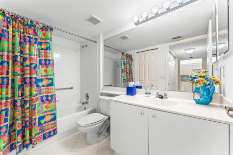 7751 Southampton Terrace Tamarac FL 33321