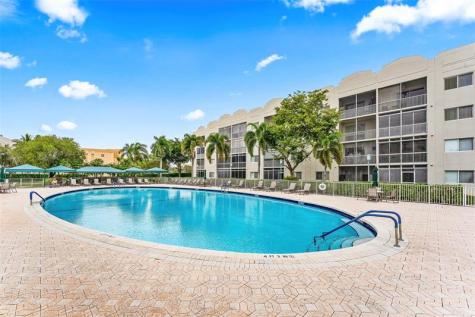 7751 Southampton Terrace Tamarac FL 33321