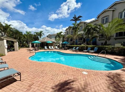 1951 Coral Heights Boulevard Oakland Park FL 33308