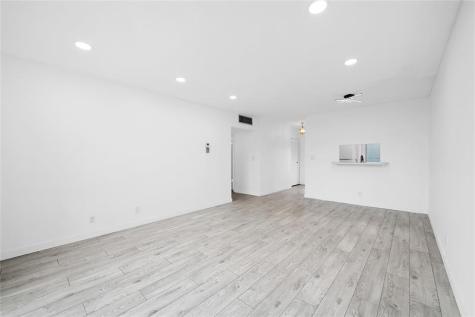 5031 W Oakland Park Boulevard Lauderdale Lakes FL 33313