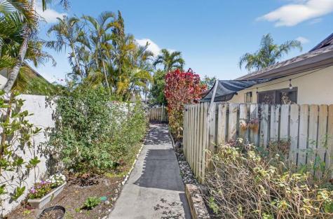504 SW 29th Avenue Delray Beach FL 33445