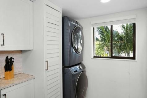 5558 NE Gulfstream Way Hutchinson Island FL 34996