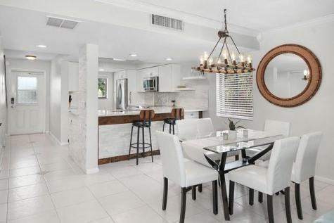 5558 NE Gulfstream Way Hutchinson Island FL 34996