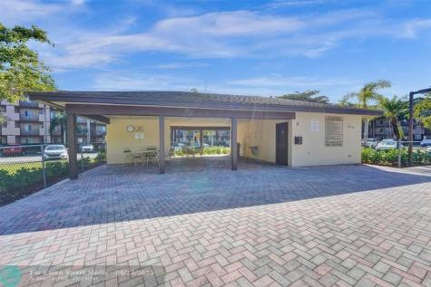 901 SW 138th Avenue Hollywood FL 33027
