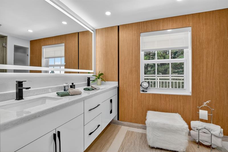 950 De Soto Road Boca Raton FL 33432