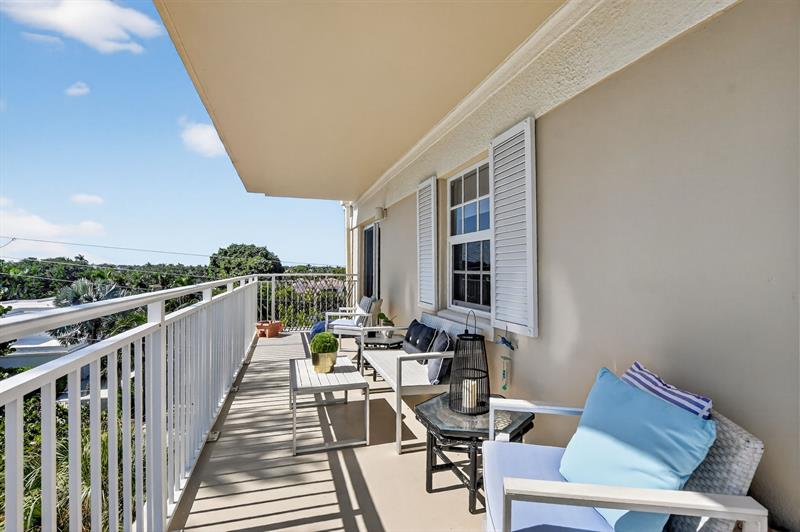 950 De Soto Road Boca Raton FL 33432