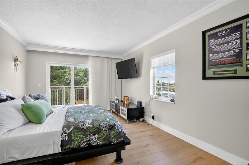 950 De Soto Road Boca Raton FL 33432