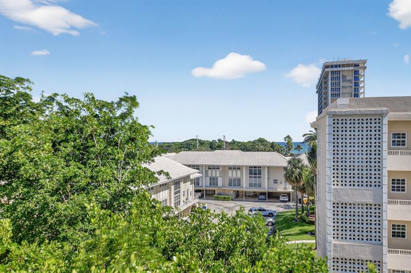 950 De Soto Road Boca Raton FL 33432