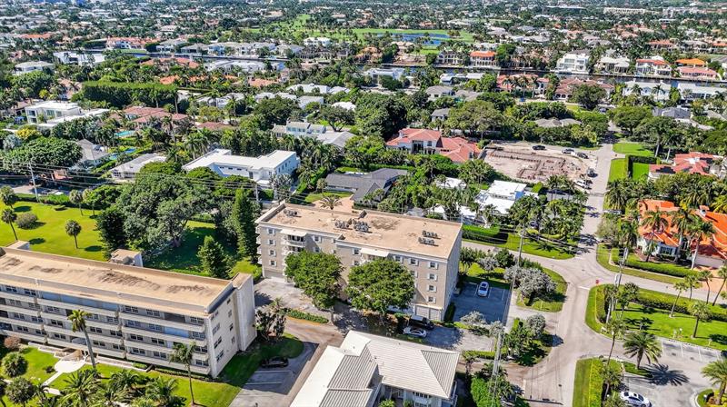 950 De Soto Road Boca Raton FL 33432