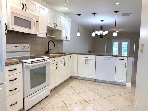 8701 NW 11th Street Plantation FL 33322