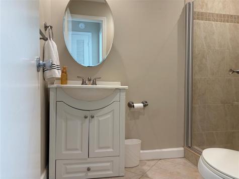 8701 NW 11th Street Plantation FL 33322