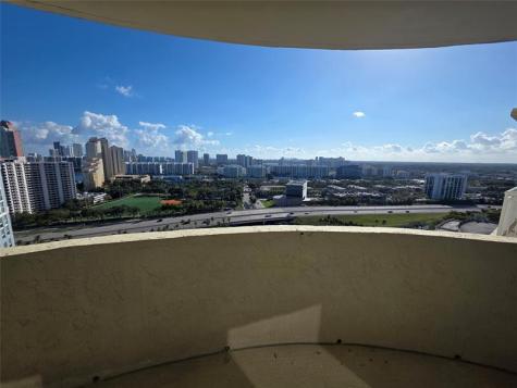 19501 W Country Club Drive Aventura FL 33180