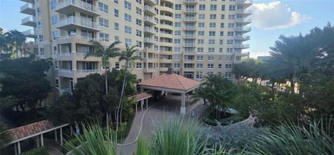 19501 W Country Club Drive Aventura FL 33180