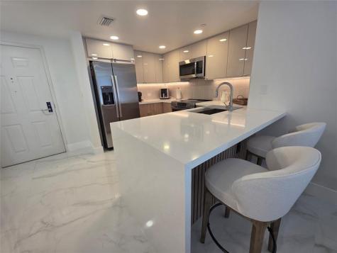 19501 W Country Club Drive Aventura FL 33180