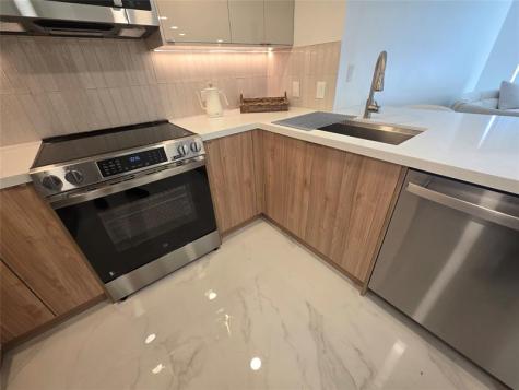 19501 W Country Club Drive Aventura FL 33180