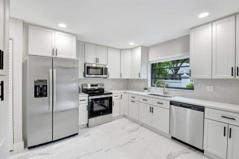 4724 Greentree Circle Boynton Beach FL 33436