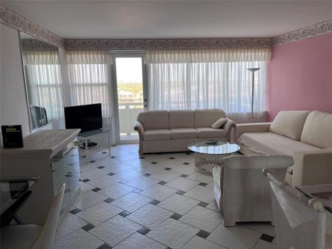 3200 NE 36th Street Fort Lauderdale FL 33308