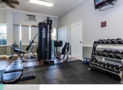3200 NE 36th Street Fort Lauderdale FL 33308