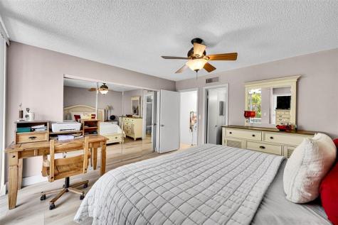 670 Kensington Place Wilton Manors FL 33305