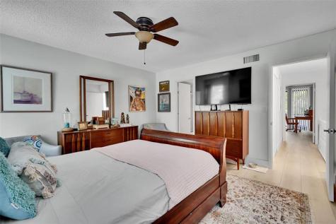 670 Kensington Place Wilton Manors FL 33305