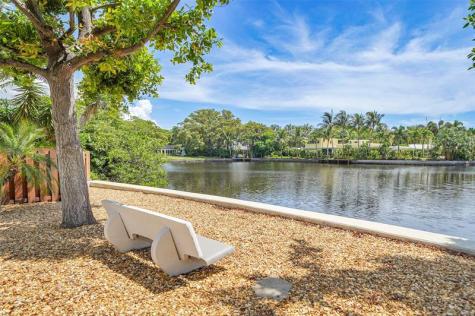 670 Kensington Place Wilton Manors FL 33305