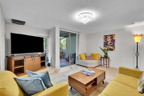 670 Kensington Place Wilton Manors FL 33305