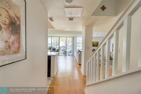 3401 N Country Club Drive Aventura FL 33180