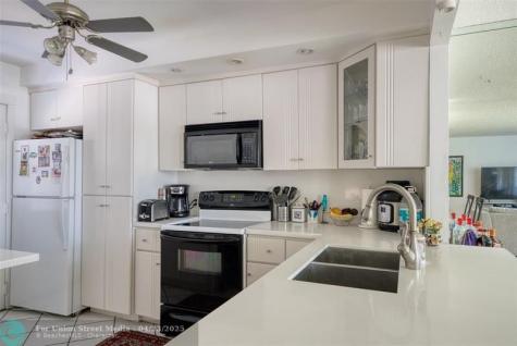 3401 N Country Club Drive Aventura FL 33180