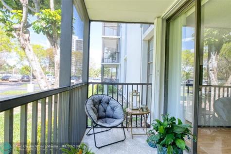 3401 N Country Club Drive Aventura FL 33180