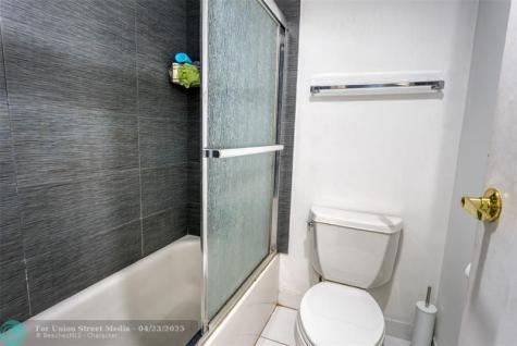 3401 N Country Club Drive Aventura FL 33180