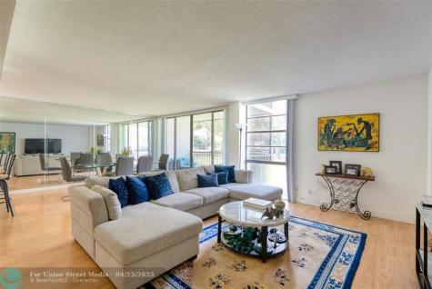 3401 N Country Club Drive Aventura FL 33180