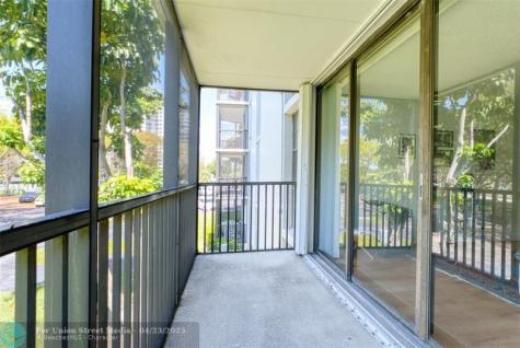 3401 N Country Club Drive Aventura FL 33180