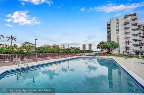 3401 N Country Club Drive Aventura FL 33180