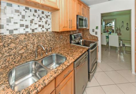 1382 High Point Way NE B Delray Beach FL 33445
