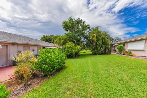 1382 High Point Way NE B Delray Beach FL 33445