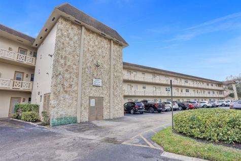4800 NW 35th Street Lauderdale Lakes FL 33319