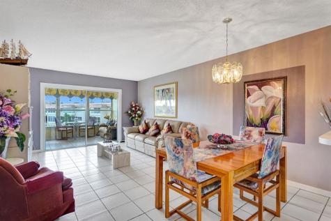 4800 NW 35th Street Lauderdale Lakes FL 33319