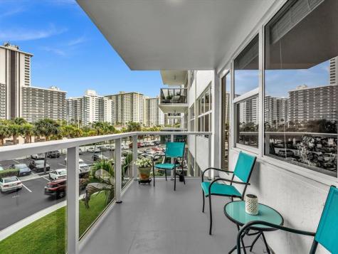 3300 NE 36th Street Fort Lauderdale FL 33308