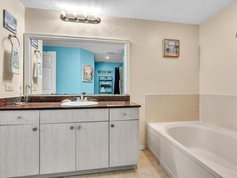 110 Belmont Lane North Lauderdale FL 33068