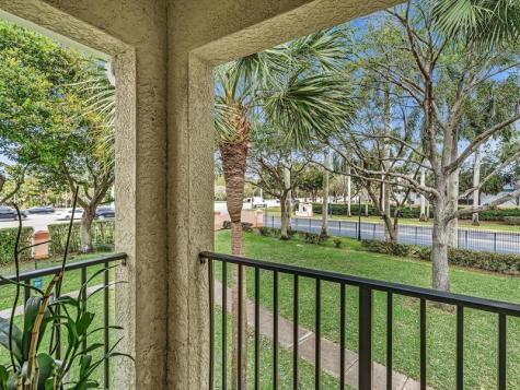 110 Belmont Lane North Lauderdale FL 33068