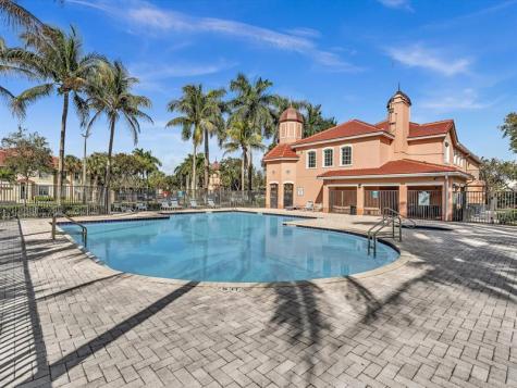 110 Belmont Lane North Lauderdale FL 33068