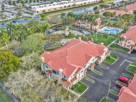 110 Belmont Lane North Lauderdale FL 33068